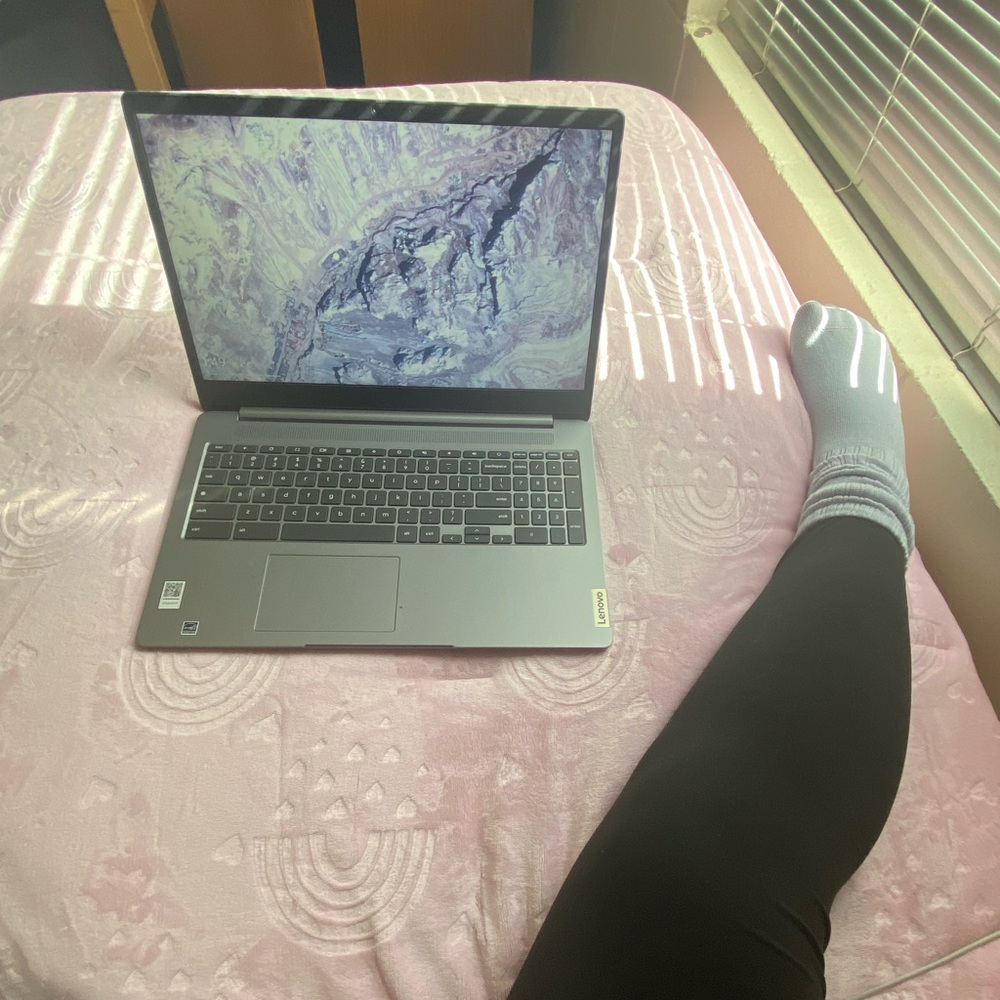Fairly New Chromebook laptop